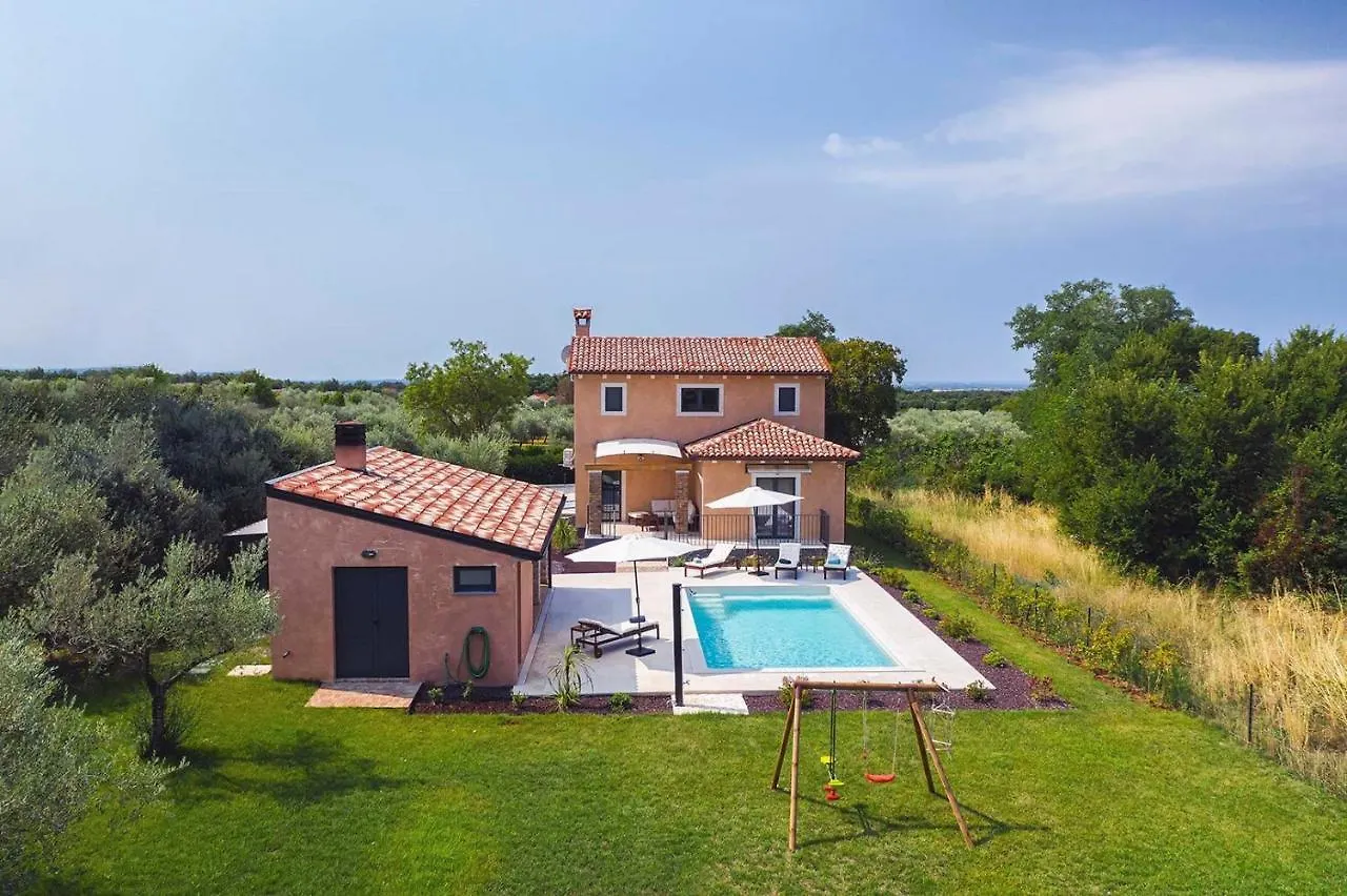 Villa Azur Muntic
