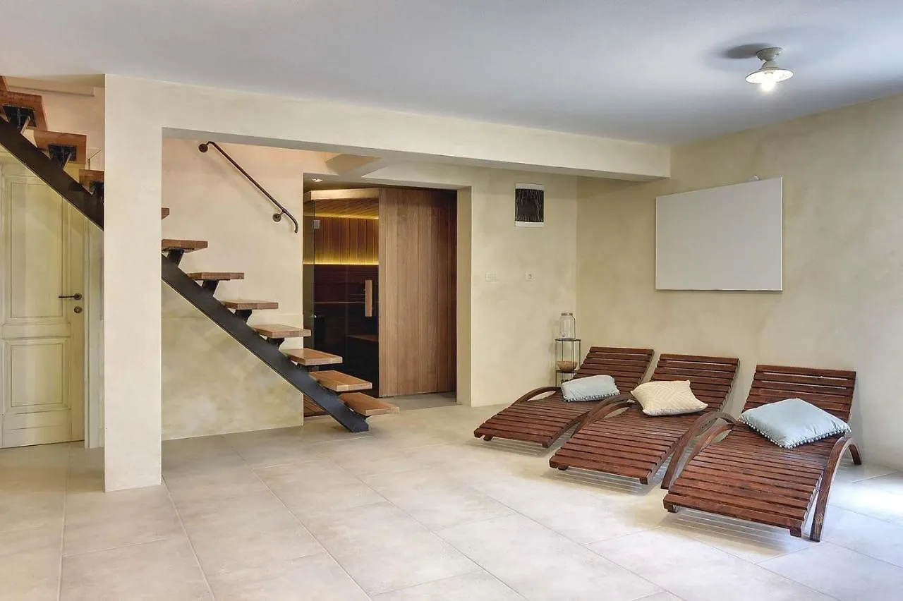Villa Azur Muntic Croatia